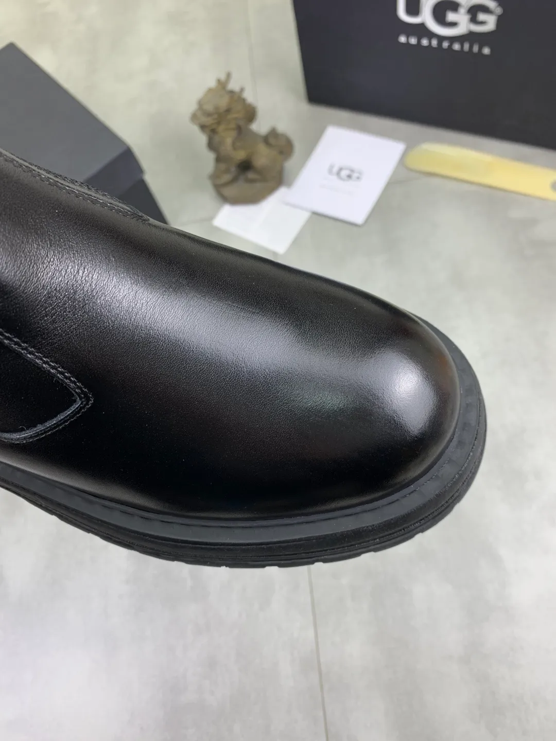 Men's men's shoes 💰P660 New arrival 🆕🆕🆕 IUGGI Men's British retro Martin boots Winter new men's outdoor hiking boots First layer of cowhide on the outside and wool on the inside Comfortable and warm Rubber sole sole Non-slip and firm Trendy and fashionable Casual and versatile Size: 38-44 (45 customized) Color: three colors
